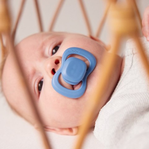 Smoczek dla noworodka i niemowlaka 2 szt. - symetryczny smoczek silikonowy 0 - 6 mies., Ocean + Sky, b.box