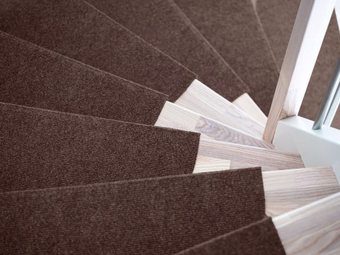 Dywanik na stopnie STEPI brązowy 15 sztuk